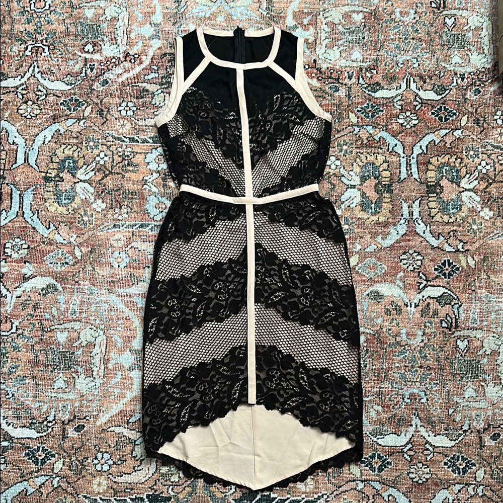Adelyn Rae Black and Gray Sheath Cocktail Dress